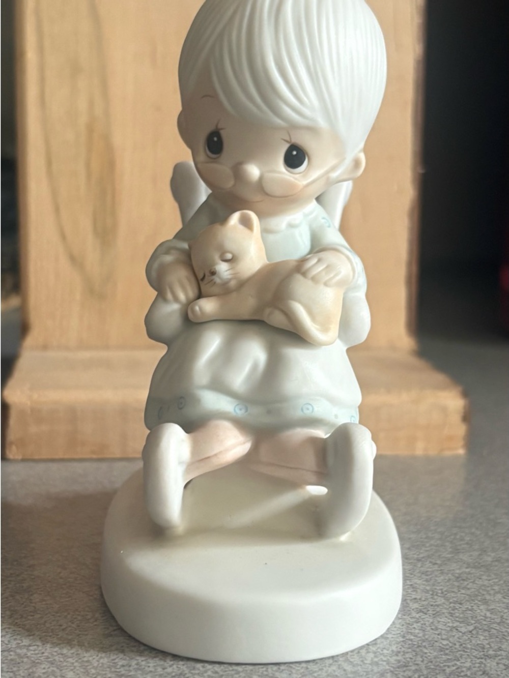 Enesco White Porcelain Figurine Base with Jonathan & David Marking